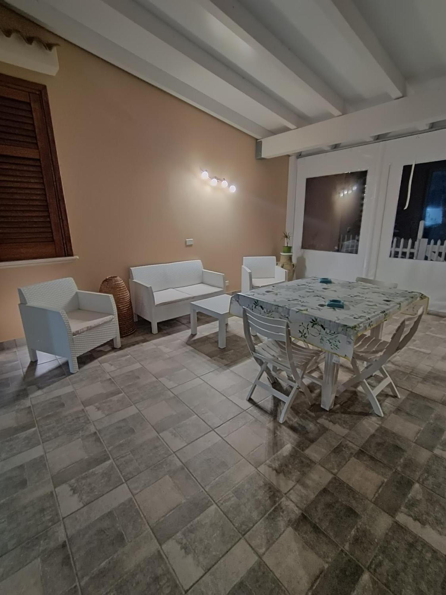 דירות קוסטונאצ'י Monolocale Da Andrea מראה חיצוני תמונה